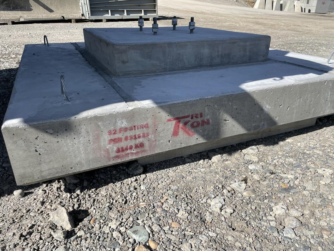Bridge footing