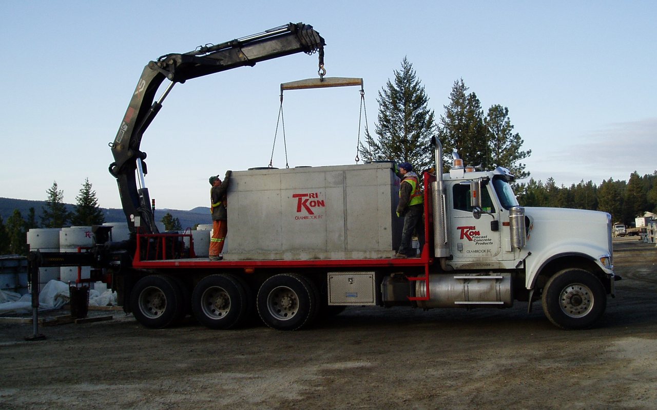 Septic tank delivery